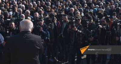 Никола Пашинян - Митинг противников Пашиняна проходит на площади Свободы в Ереване - ru.armeniasputnik.am - Азербайджан - Ереван