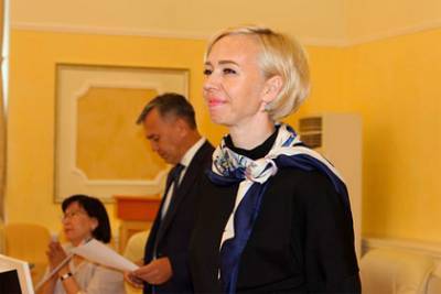 Российскую чиновницу заподозрили в попытке купить пост в мэрии Москвы - lenta.ru - Москва - респ. Саха - Якутск