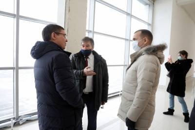 Владимир Якушев - Вадим Шумков - Власти Зауралья ведут переговоры об открытии рейсов в Петербург, Новосибирск и север УрФО - znak.com - Санкт-Петербург - Сочи - Симферополь - Новосибирск - Ханты-Мансийск - Сургут - Курганская обл. - Курган - Уральск