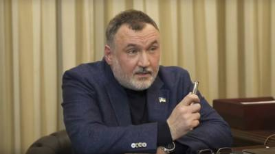 Ренат Кузьмин - Ренат Кузьмин: наверняка на Донбассе есть российские военные и разведка - sharij.net