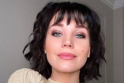 Кристина Асмус - Гарик Харламов - «Ударилась во все тяжкие»: поклонники раскритиковали новый цвет волос Кристины Асмус - skuke.net