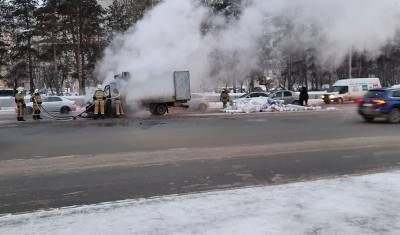 Грузовик с коврами сгорел на Московском тракте в Тюмени - nashgorod.ru - Тюмень