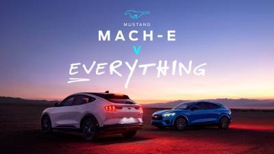 Ford выпустил серию зрелищных видео «Mustang Mach-E v Everything» (Rocket science, Gravity, Lightning и др.), в которых изобретательно показывает преимущества нового электромобиля - itc.ua - США