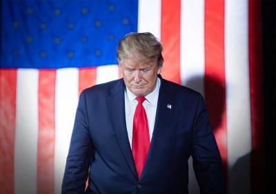Защита Трампа назвала импичмент "политической местью" - tvc.ru - США