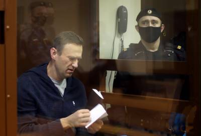 Алексей Навальный - Игнат Артеменко - Суд отложил на 16 февраля заседание по делу о клевете Навального на ветерана - tvc.ru