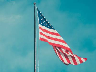 Индекс потребительских настроений в США неожиданно упал - rosbalt.ru - США