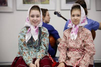 В Южно-Сахалинске открылась выставка "Новые имена" - sakhalin.info - Сахалинская обл. - Южно-Сахалинск