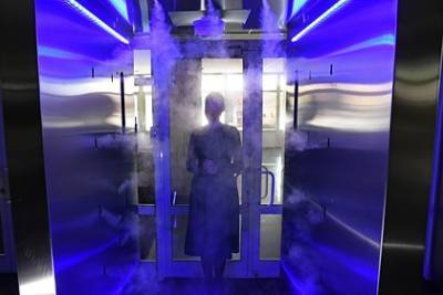 Джордж Мейсон Анч - Россиянам предрекли новый подъем заболеваемости COVID-19 - lenta.ru