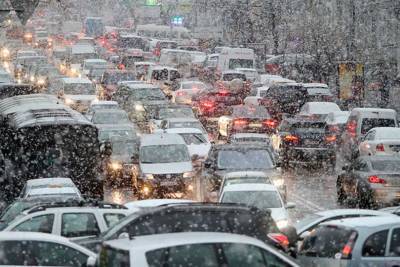 Москва задыхается в пробках из-за снежного коллапса 2-й день подряд - apral.ru - Москва