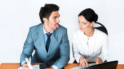 Британские ученые объяснили, почему женщины читают мысли лучше мужчин - politros.com - Англия