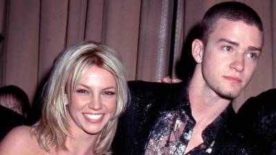 Бритни Спирс - Джастин Тимберлейк - Тимберлейк извинился перед Бритни Спирс за поддержку ее травли в 2000-х - 5-tv.ru - США