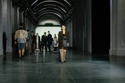 Маричка Падалко - Маричка Падалко презентовала эко-платье на показе Ukrainian Fashion Week - skuke.net - Украина