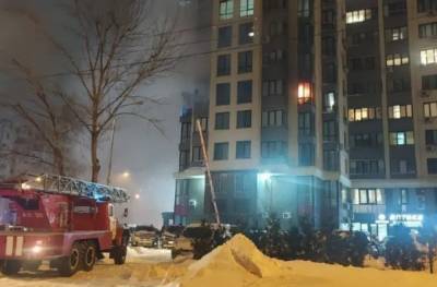 Пожар охватил многоэтажку в Киеве: в огненной западне оказались дети, кадры и детали ЧП - politeka.net - Киев - Київ