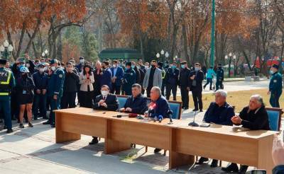 Артыкходжаев пообещал представить макет стелы независимости через три дня - podrobno.uz - Узбекистан - Ташкент