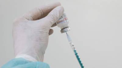 Александр Гинцбург - Гинцбург предупредил о факторах, снижающих эффективность прививки от COVID-19 - politros.com