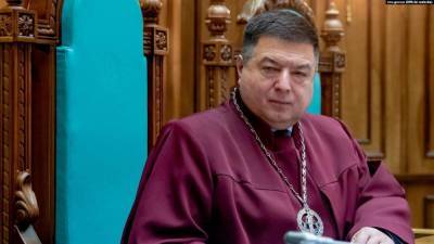 Александр Тупицкий - Сколько Тупицкий заработал в январе, пока не ходил на работу в КСУ: известна сумма - 24tv.ua - Новости