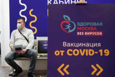 Николай Малышев - Петр Чумаков - Вирусологи объяснили, кому придется повторно прививаться от коронавируса - live24.ru - Москва