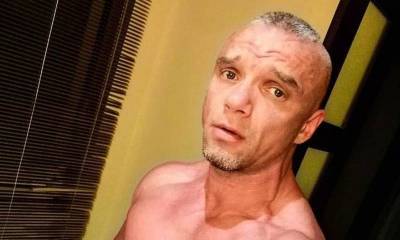 Владимир Епифанцев - «По многочисленным просьбам»: Владимир Епифанцев объяснил, зачем снял обувь перед дракой - bloknot.ru - Санкт-Петербург