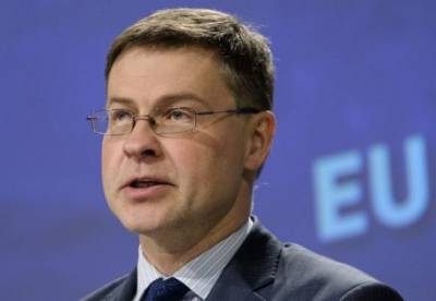 Валдис Домбровскис - Денис Шмыгаль - Украина и ЕС пересмотрят торговую часть Соглашения об ассоциации - facenews.ua - Брюссель