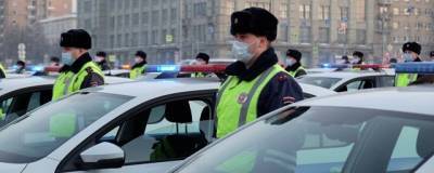 В Новосибирске сотрудникам ГИБДД передали ключи от новых машин - runews24.ru - Новосибирск - Новосибирская обл.