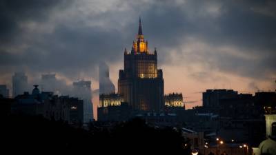 Несколько российских дипломатов покинули Лондон из-за плановой ротации - politros.com - Москва - Россия - Англия - Лондон