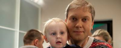 Сергей Светлаков - Сергей Светлаков забрал сына из элитного детсада - runews24.ru