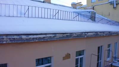 В двух районах Петербурга зафиксировали некачественную уборку снега - piter.tv - Санкт-Петербург - Кировск - Петербург