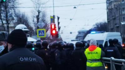 Алексей Навальный - Владимир Соловьев - Полиция в Петербурге проверит задержания сотрудников СМИ на протестных акциях - piter.tv - Санкт-Петербург