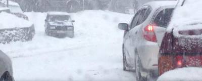 Из-за снегопада под Симферополем произошла серия ДТП - runews24.ru - Москва - Крым - Симферополь