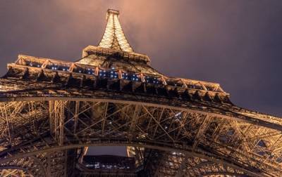Эйфелева башня в Париже сменит свой цвет - korrespondent.net - Франция - Париж