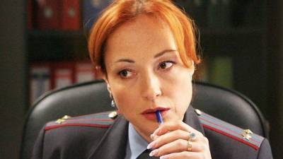 Залезли в сустав: звезда «Глухаря» перенесла еще одну сложную операцию на плече - 5-tv.ru