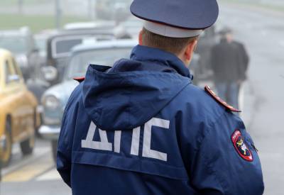 Задержан петербуржец, прокативший полицейского на капоте - neva.today - Санкт-Петербург