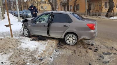 В Воронеже в ДТП с двумя иномарками пострадали 3 человека - vestivrn.ru - Воронеж