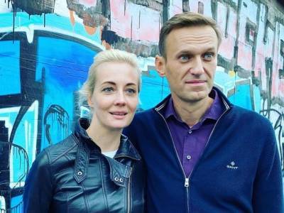 Алексей Навальный - Олег Навальный - «Валентинка» от Навального: арестованный политик трогательно поздравил жену с Днем влюбленных - rosbalt.ru - Москва