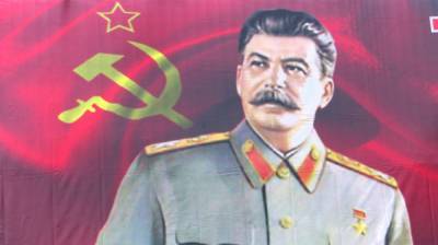 Иосиф Сталин - Память Сталина предложили увековечить на воронежском вокзале - vestivrn.ru - Воронеж