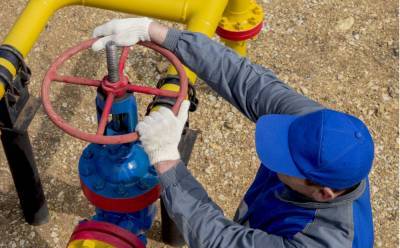 Цена нефти Brent впервые за год превысила 62 доллара за баррель - naviny.by - США - Лондон