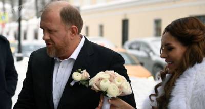 Константин Ивлев - Известный российский ведущий и шеф-повар женился во второй раз на 28-летней модели - ru.armeniasputnik.am - Москва