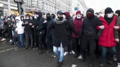 Организаторы незаконных акций накачивают молодежь по натовской методичке, умалчивая о последствиях - 1tv.ru - Киев - Красноярск