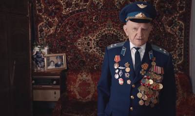 Алексей Навальный - Игнат Артеменко - Флэшмоб в поддержку ветерана из дела Алексея Навального организовал Кремль - og.ru