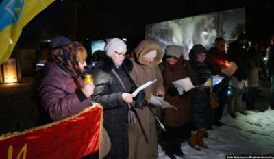 В Днепре отслужили панихиду по погибшим в боях за Дебальцево - lenta.ua - Днепр