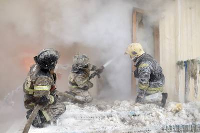 Пожарные эвакуировали работников угольного предприятия в Нерюнгри - tvc.ru - респ. Саха - Нерюнгри