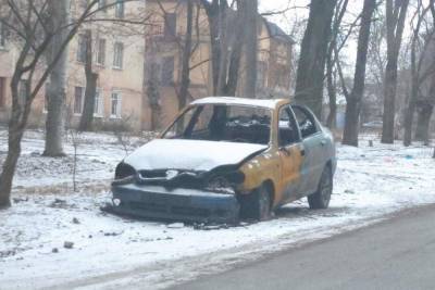 В Торезе нетрезвый водитель повредил линию электропередачи - mk.ru - ДНР