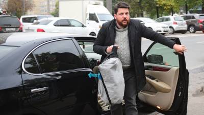 Алексей Навальный - Леонид Волков - Константин Калачев - Политолог рассказал, что ждёт Волкова после объявления в розыск - newsland.com
