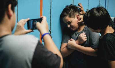 Специальная комиссия выяснит, почему херсонский школьник измазал куртку одноклассника фекалиями - sharij.net - Херсон