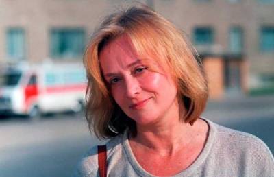 Не разговаривает, но кивает: дочь о прикованной к постели Тереховой - pupolita.ru