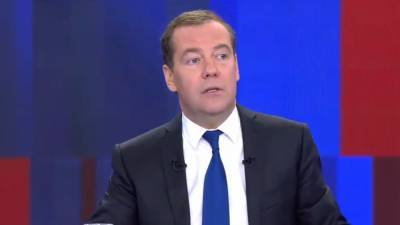 Дмитрий Медведев - Алексей Навальный - Вадим Манукян - Колумнист ФАН Манукян рассказал, как ему удалось пообщаться с Медведевым - nation-news.ru