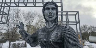Ольга Орлова - "Башспирт" хотел сделать скандальный памятник Аленке символом паленой водки - ruposters.ru