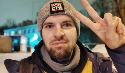 Полицейские Петербурга 13 часов не отпускали слепого, принятого за протестующего - newizv.ru - Санкт-Петербург