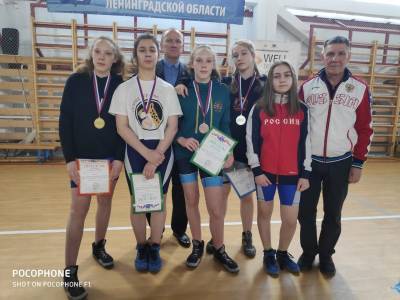 Спортсменки Коми успешно выступили на первенстве СЗФО по вольной борьбе - komiinform.ru - Ленинградская обл. - респ. Коми - Мурманская обл. - Калининградская обл. - Архангельская обл. - окр.Сзфо - Новгородская обл. - республика Карелия