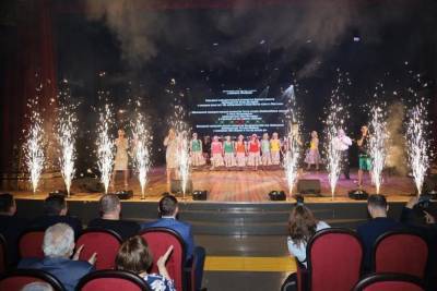 Отремонтированный концертный зал Дворца культуры открылся в Полярных Зорях - murmansk.mk.ru